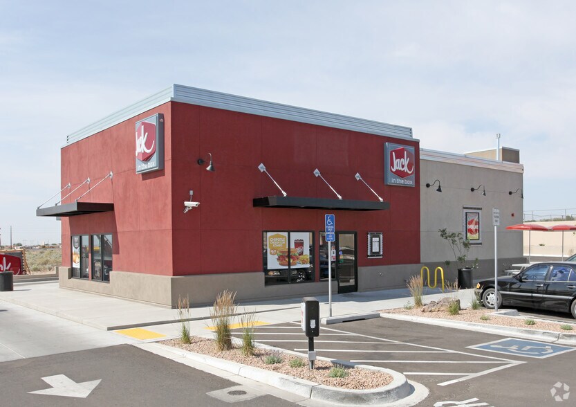 More Photos Of 301 98th St, Albuquerque Fast Food For Sale