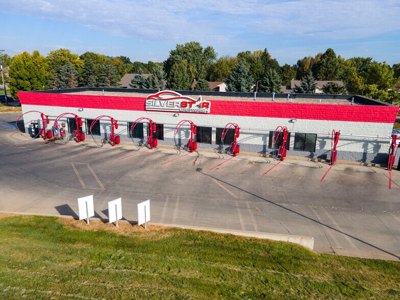 More Photos Of 4916 S Marion Rd, Sioux Falls Carwash For Sale