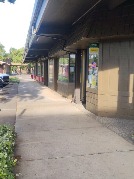 Primary Photo Of 130 N Butte St, Willows Medical For Lease