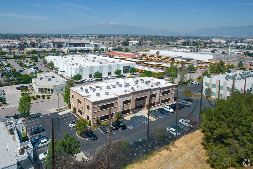 More Photos Of 1505 S D St, San Bernardino Office For Lease