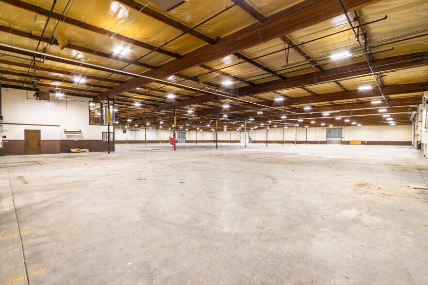 More Photos Of 1833 Stearman Ave, Hayward Manufacturing For Sale