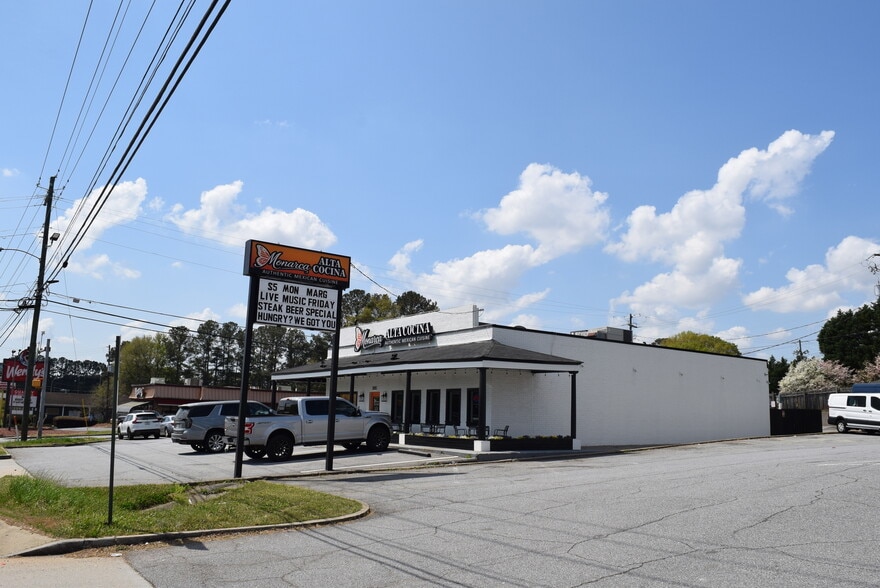 More Photos Of 3097 NE Canton Rd, Marietta Freestanding For Sale