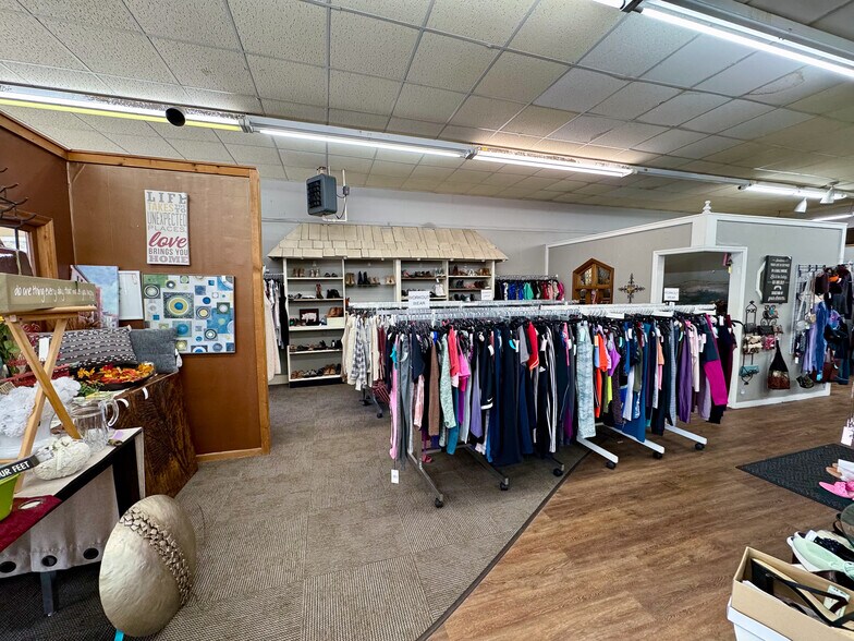 More Photos Of 312 Dakota Ave, Wahpeton Storefront Retail Residential For Sale