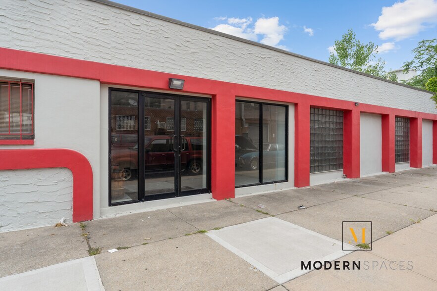 Primary Photo Of 4530 11th St, Long Island City Loft Creative Space For Lease