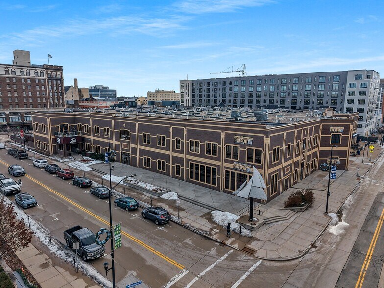 More Photos Of 216 Northland Ave, Green Bay Apartments For Sale