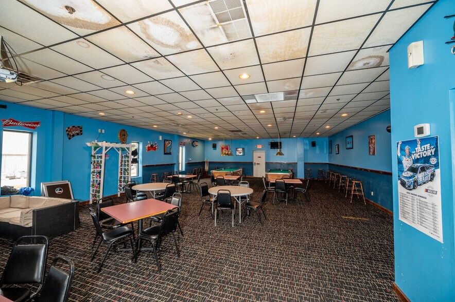 More Photos Of 1849 Gardner Ln NW, Corydon Sports And Entertainment For Sale