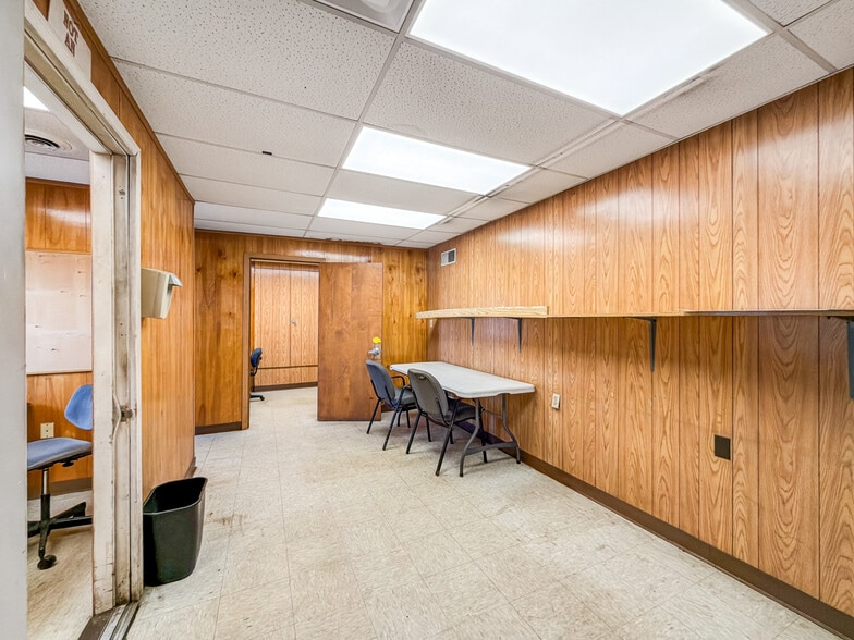 More Photos Of 131 Mini Mall Rd, Ebensburg Food Processing For Lease