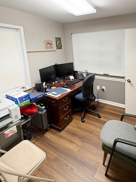 More Photos Of 4371 Charlotte Hwy, Clover Office For Sale