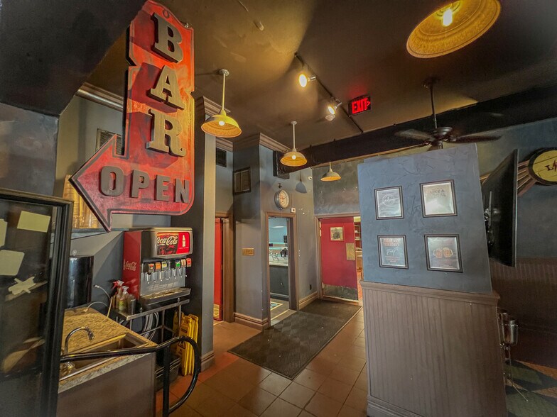 More Photos Of 404 Southard St, Key West Restaurant For Sale