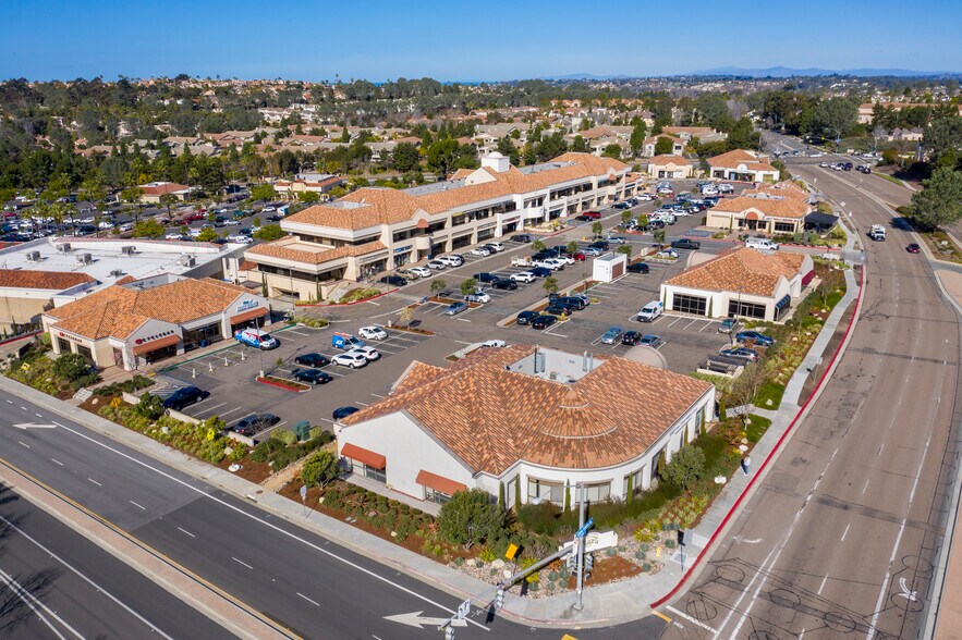 More Photos Of 12750-12950 Carmel Country Rd, San Diego Unknown For Lease