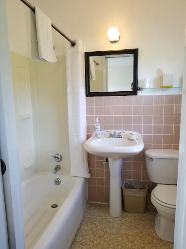 More Photos Of S5539 Us Hwy 14, Viroqua Hotel For Sale