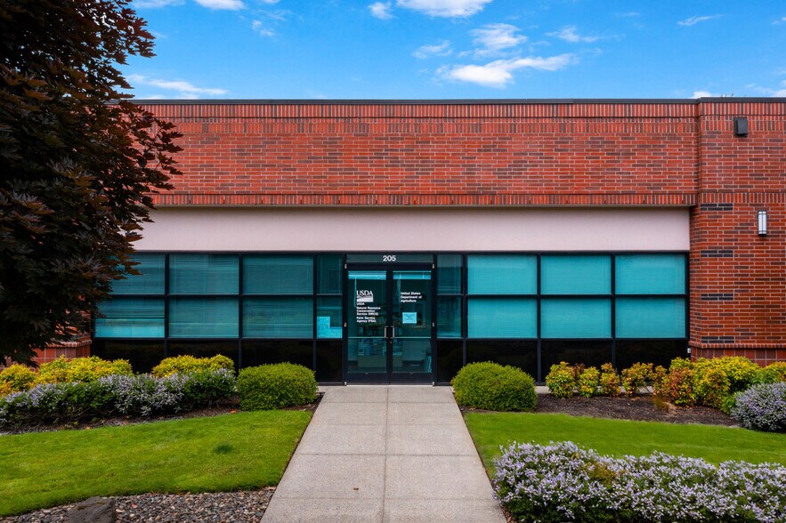 More Photos Of 120 NE 136th Ave, Vancouver Medical For Lease