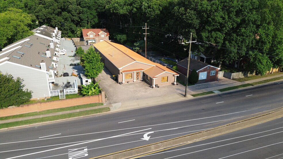 More Photos Of 565 N Birdneck Rd, Virginia Beach Flex For Lease