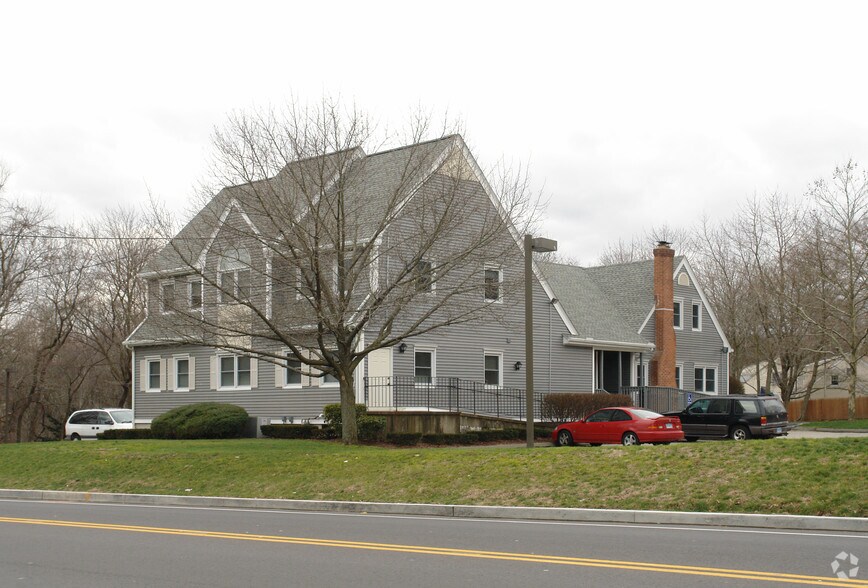 Primary Photo Of 961 Huntington Tpke, Bridgeport Medical For Sale