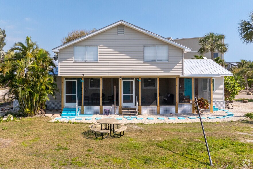 More Photos Of 610 Donax St, Sanibel Apartments For Sale