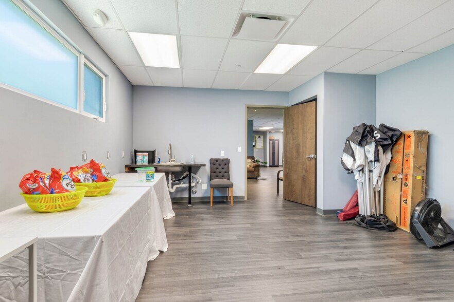 More Photos Of 1269 N Park Ave, Pomona Office Residential For Sale