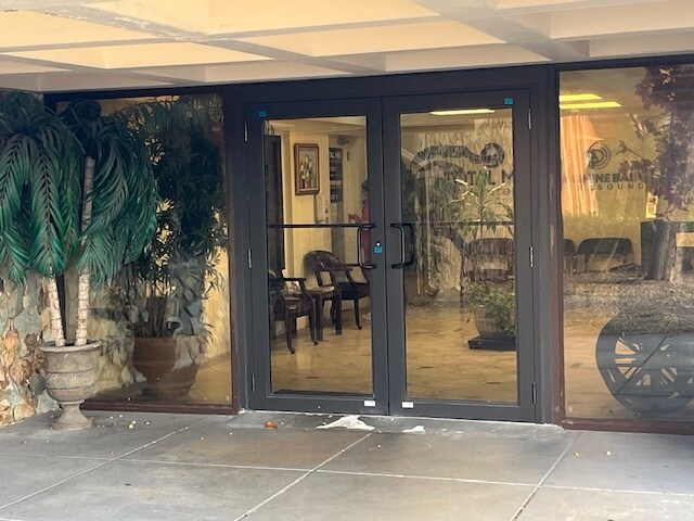 More Photos Of 4440 Sheridan St, Hollywood Medical For Lease