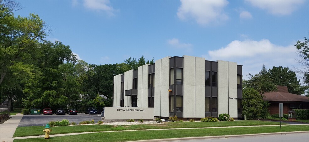 More Photos Of 710 N York Rd, Hinsdale Medical For Lease