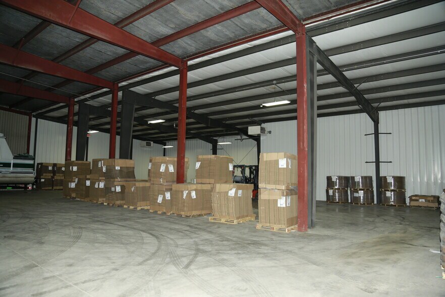 More Photos Of 1200 Morgantown Ave, Fairmont Warehouse For Sale
