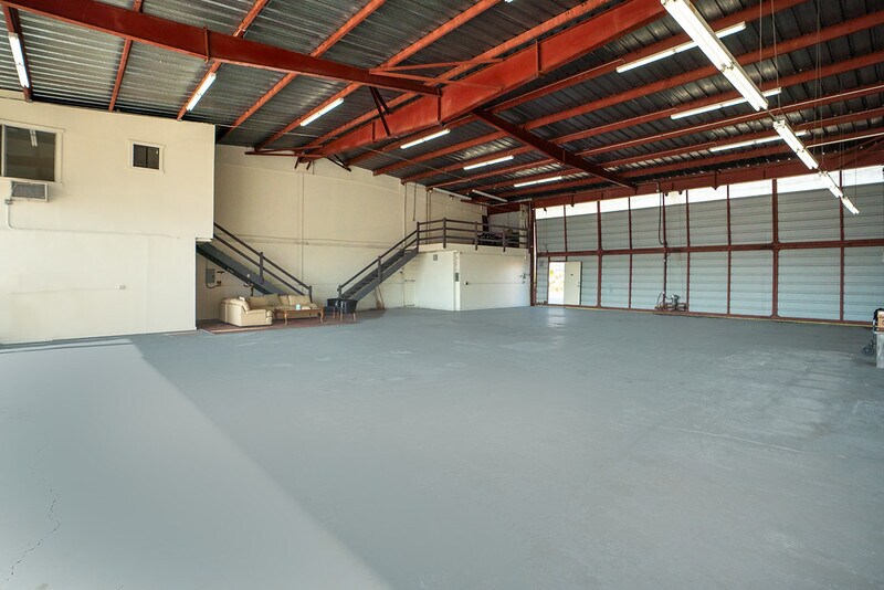 More Photos Of 305 Kenney St, El Cajon Airplane Hangar For Sale
