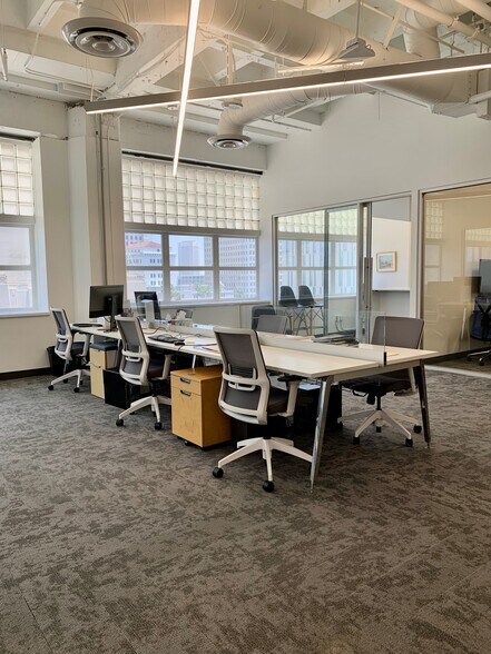 More Photos Of 145 S Spring St, Los Angeles Office For Lease