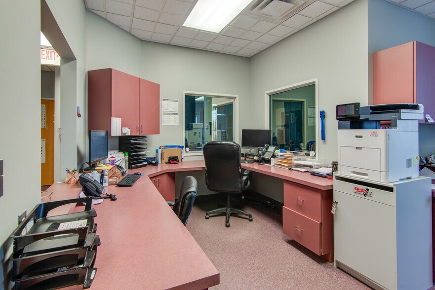 More Photos Of 3390 N State Rd, Davison Medical For Sale
