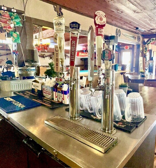 More Photos Of 5079 N AZ Highway 87, Strawberry Restaurant For Sale