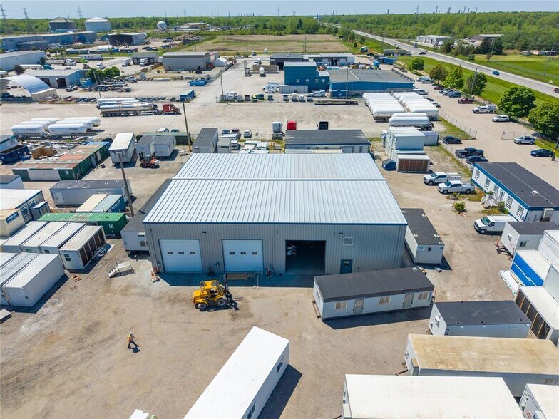 More Photos Of 394 Mcgregor Side Rd, Sarnia Warehouse For Sale