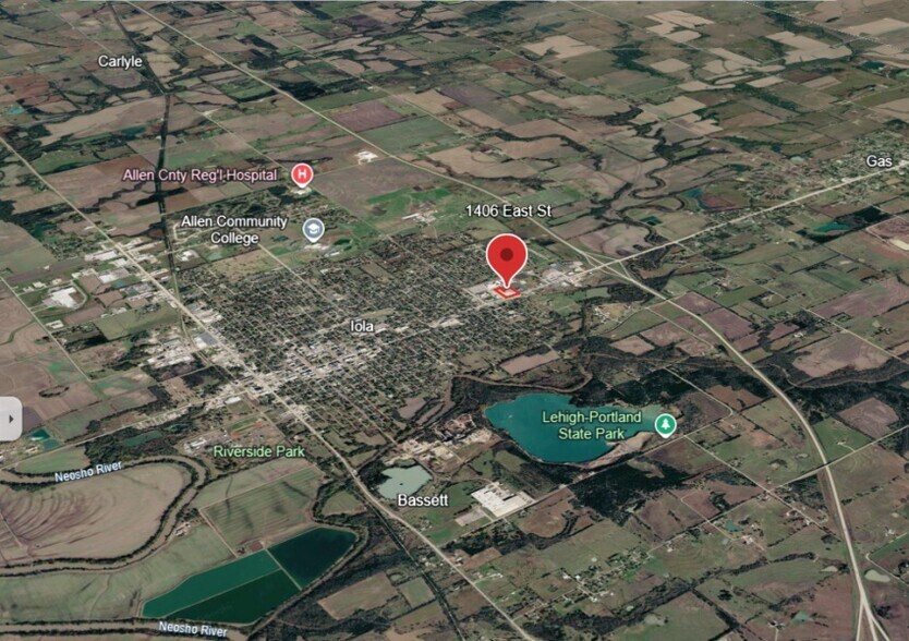 More Photos Of 1406 East St, Iola Land For Sale