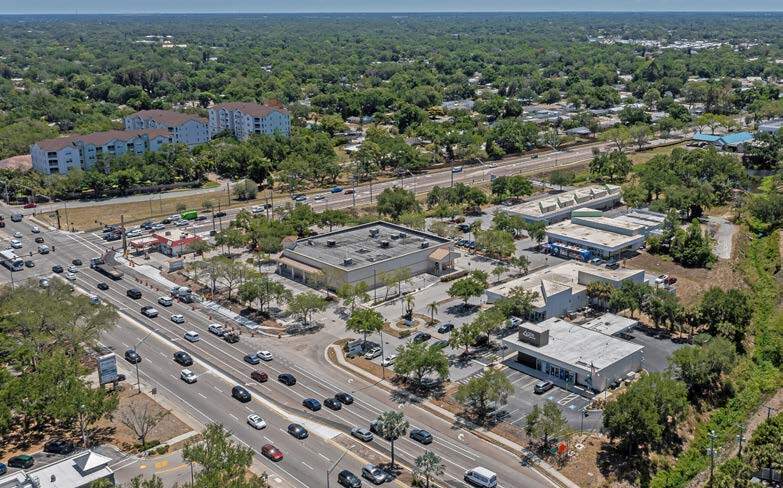 More Photos Of 3550 Fruitville Rd, Sarasota Drugstore For Lease