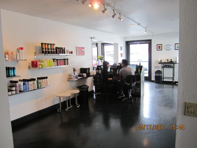 More Photos Of 141 University Ave, San Diego Freestanding For Lease