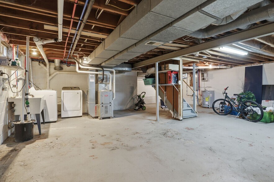 More Photos Of 3925 N Buffalo St, Orchard Park Storefront Retail Office For Sale