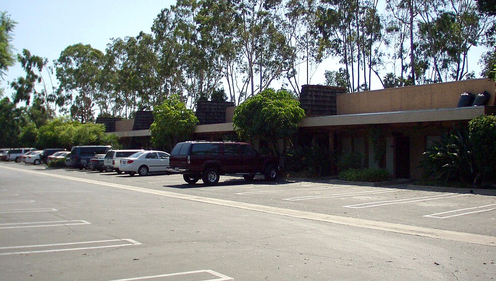 More Photos Of 12631 E Imperial Hwy, Santa Fe Springs Office For Lease