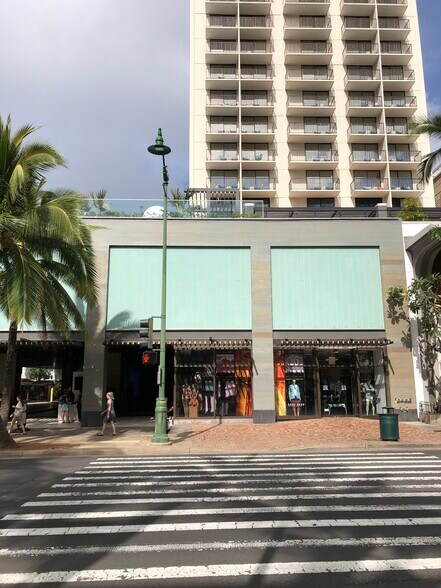 More Photos Of 2300 Kalakaua Ave, Honolulu Hotel For Lease