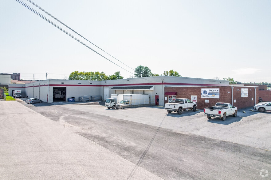 Primary Photo Of 4455 Chambers Hill Rd, Harrisburg Manufacturing For Lease
