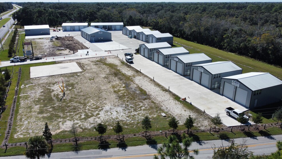 More Photos Of 790 N US Highway 1, Oak Hill Light Distribution For Lease