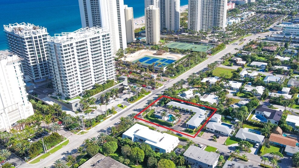 More Photos Of 3021 N Ocean Dr, Riviera Beach Apartments For Sale