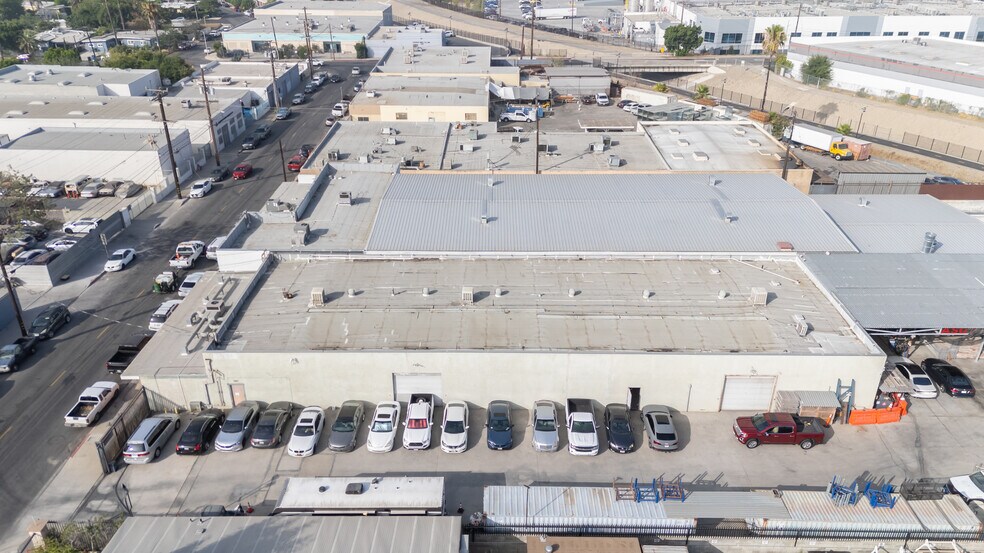 More Photos Of 661 Arroyo St, San Fernando Manufacturing For Lease