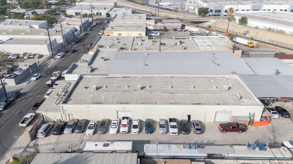 More Photos Of 661 Arroyo St, San Fernando Manufacturing For Lease