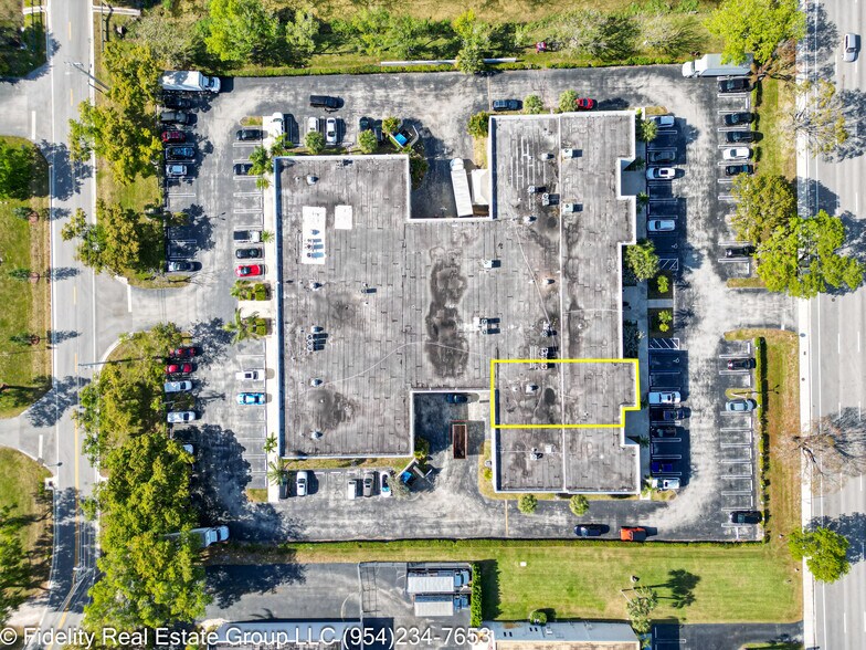 More Photos Of 3650 Coral Ridge Dr, Coral Springs Light Manufacturing For Sale