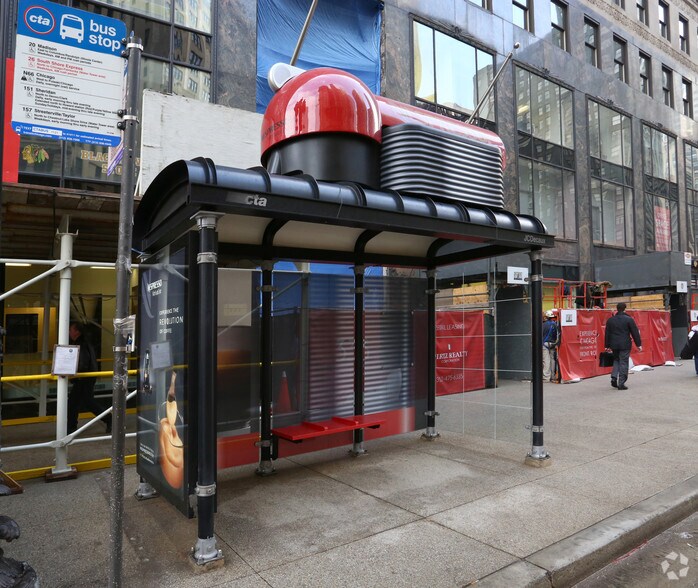 More Photos Of 324-328 N Michigan Ave, Chicago Storefront Retail Office For Lease