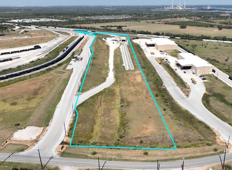 More Photos Of 16492 Old Corpus Christi Rd, Elmendorf Industrial For Lease