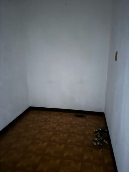 More Photos Of 111 N Walnut St, North Manchester General Retail For Sale