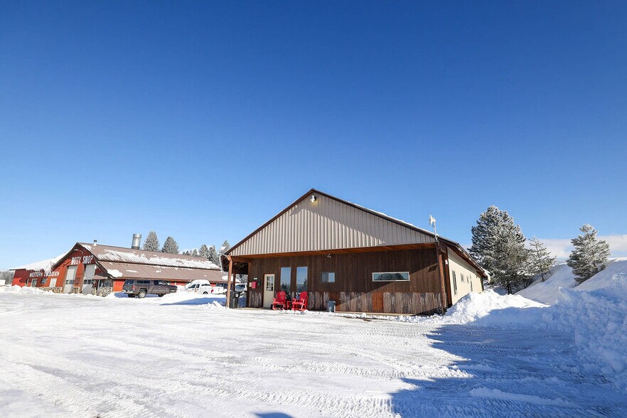 More Photos Of 105 E Jacob St, McCall Service For Sale