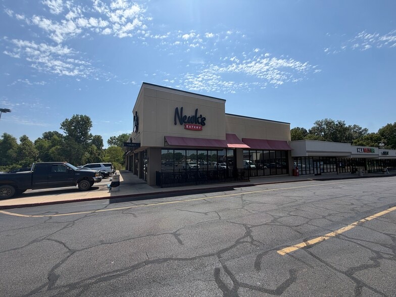 More Photos Of 3405 Pemberton Sq, Vicksburg General Retail For Sale