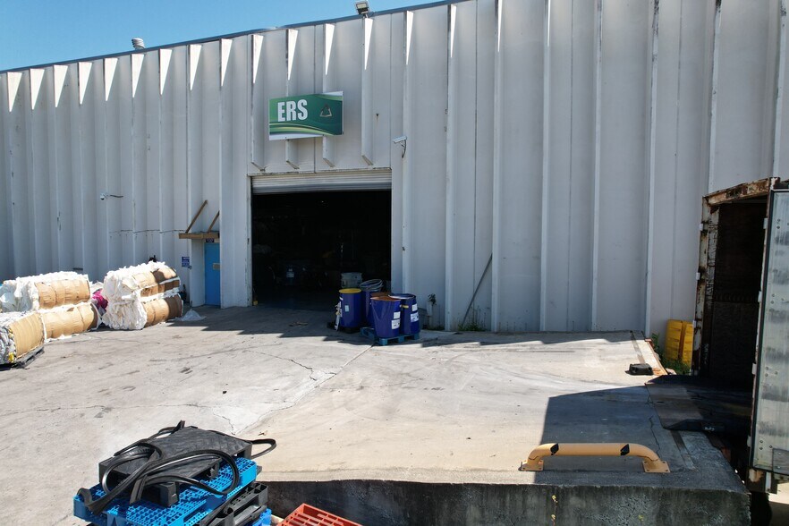 More Photos Of 51 Zima Park Dr, Spartanburg Manufacturing For Sale