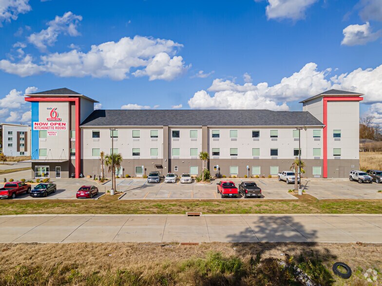 More Photos Of 2740 N Westport Dr, Port Allen Hotel For Sale