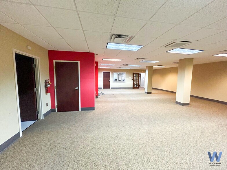 More Photos Of 1237 1st Ave, Columbus Office For Lease