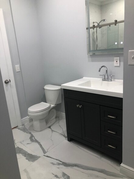 More Photos Of 733 Anderson Ave, Cliffside Park Storefront Retail Residential For Lease