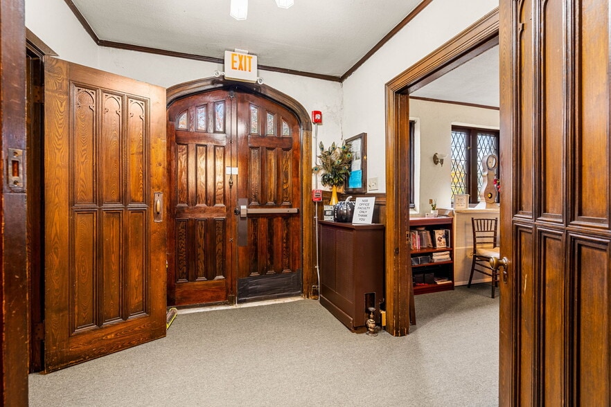 More Photos Of 32 Lowell St, Reading Religious Facility For Sale
